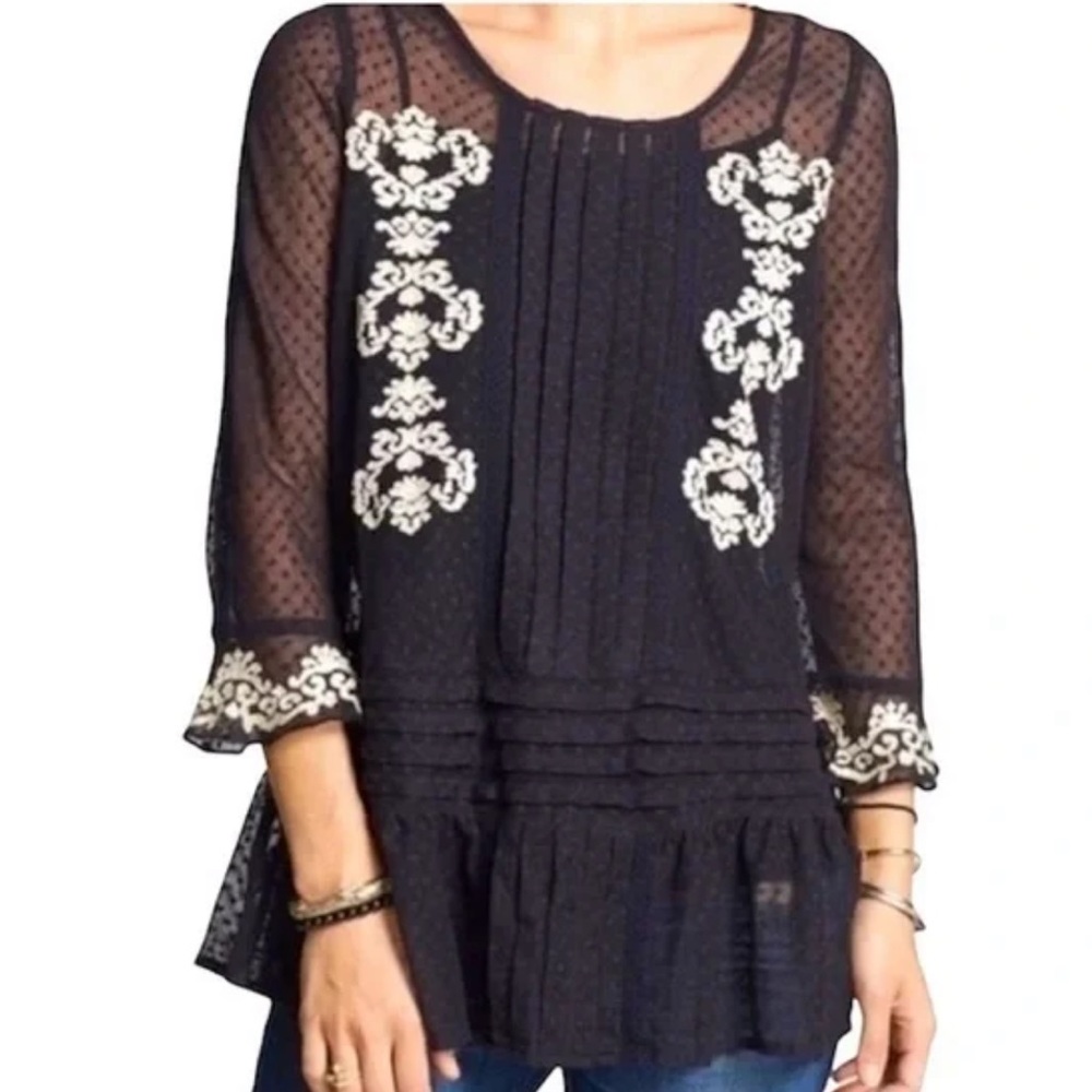 Free People Women's Black Jocelyn Pleated Dot Ruffle Lace Tunic Size Small